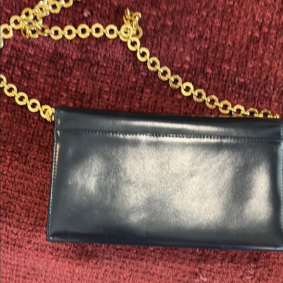 Elegant Ferragamo Blue Leather Chain or Clutch Bag - Picture 4 of 5